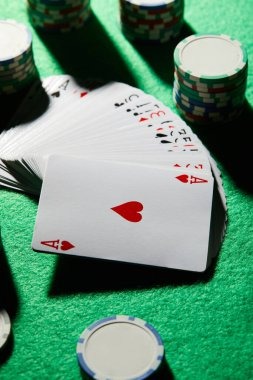 surgabet77 mobile app interface showing Liga 1 matches and live casino games